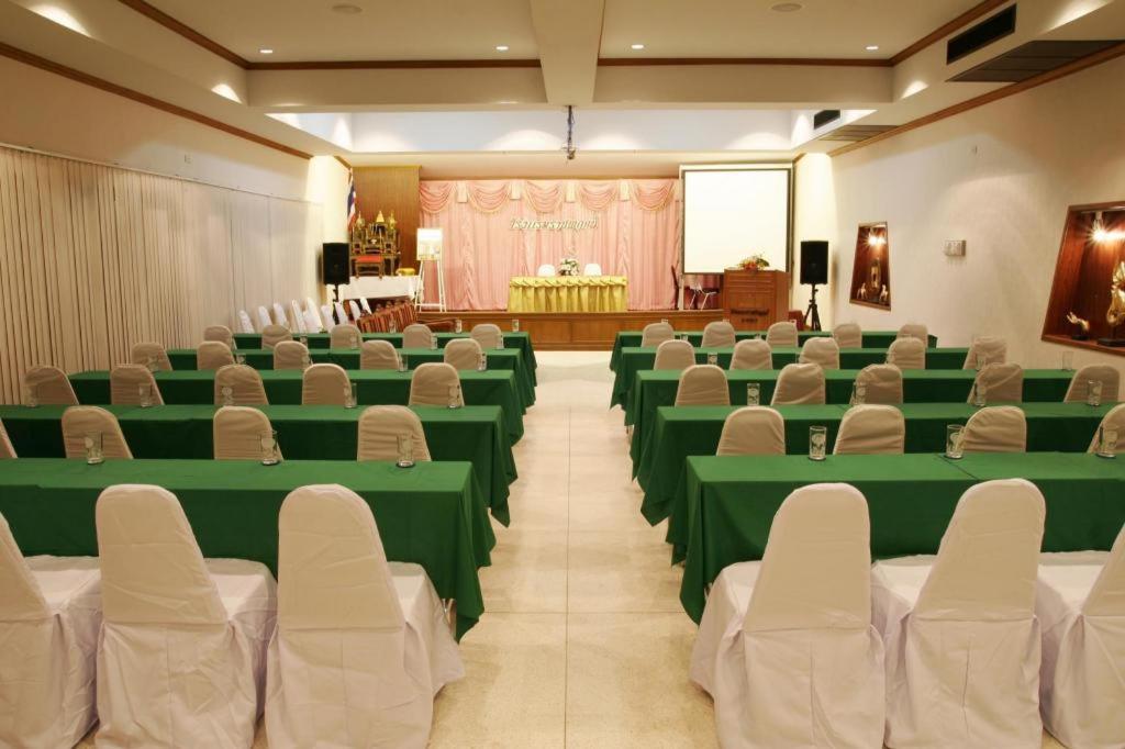 Ratchaphruek 2007 Hotel Chom Thong Dış mekan fotoğraf